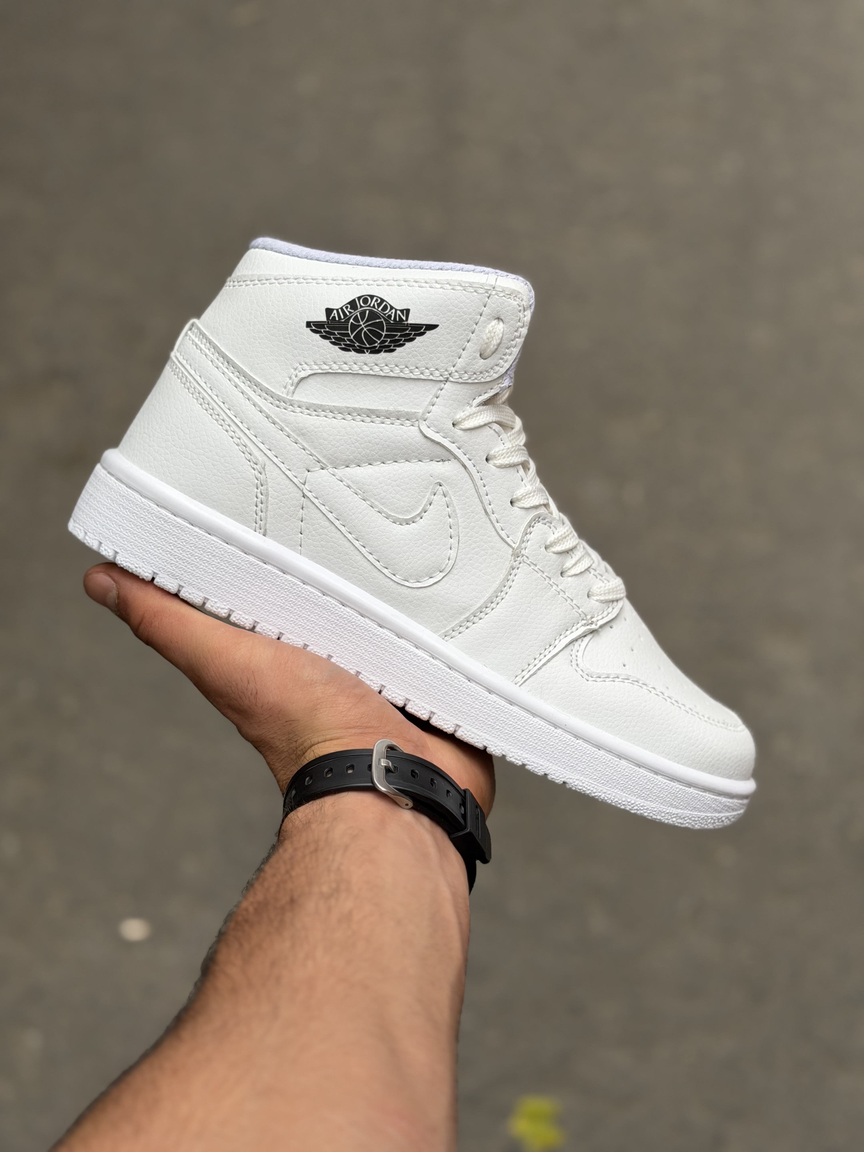 کتونی Air Jordan ساق‌دار سفید